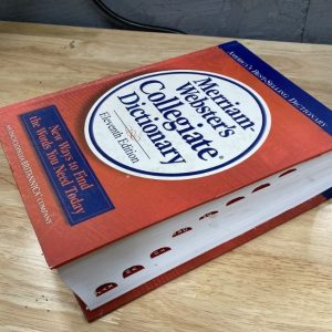 Từ Điển Merriam-Webster's Collegiate Dictionary
